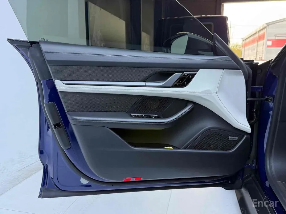 Porsche Taycan 2020 Turbo S