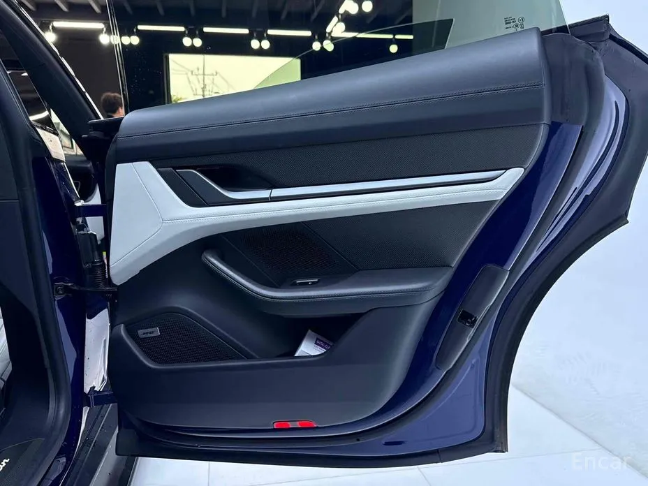 Porsche Taycan 2020 Turbo S