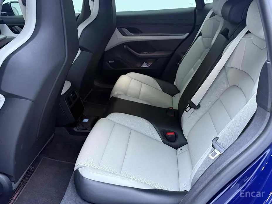 Porsche Taycan 2020 Turbo S