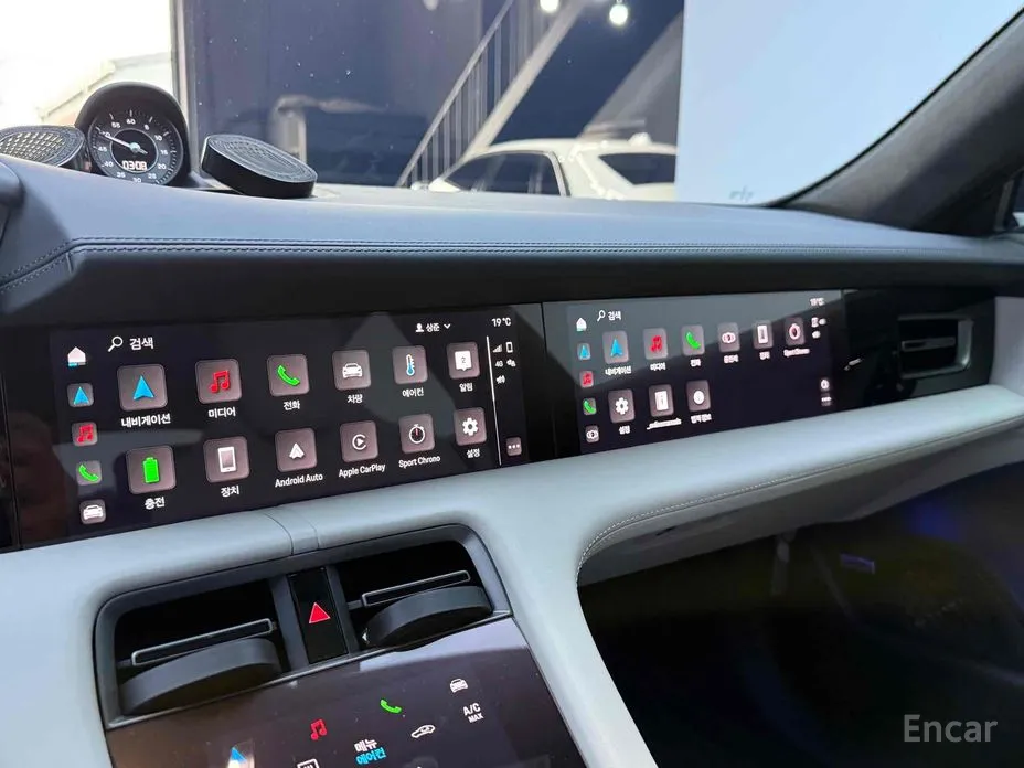 Porsche Taycan 2020 Turbo S