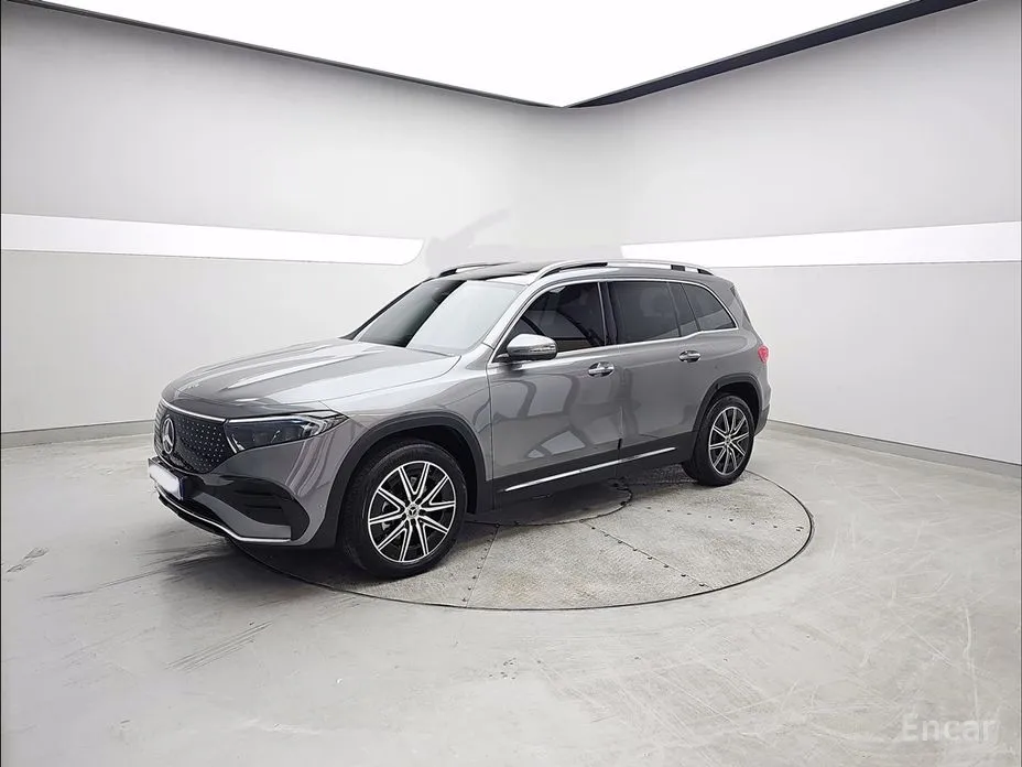 Mercedes-Benz EQB 2022 EQB300 4MATIC AMG Line