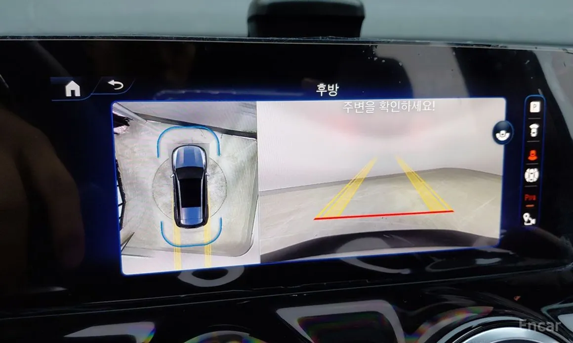 Mercedes-Benz EQB 2022 EQB300 4MATIC AMG Line