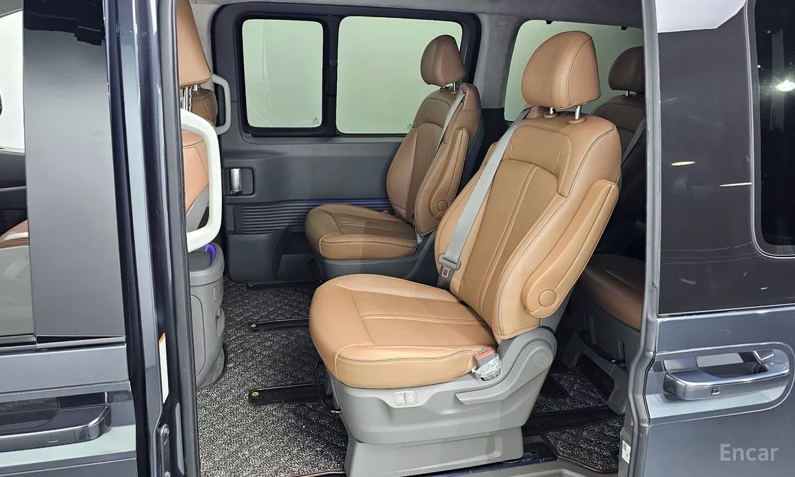 Hyundai Staria 2021 HEV 1.6 Lounge 9-Seater
