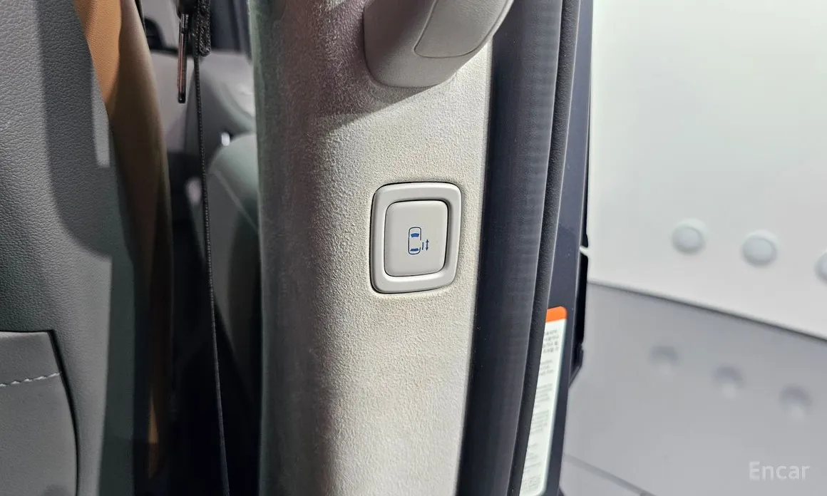 Hyundai Staria 2021 HEV 1.6 Lounge 9-Seater