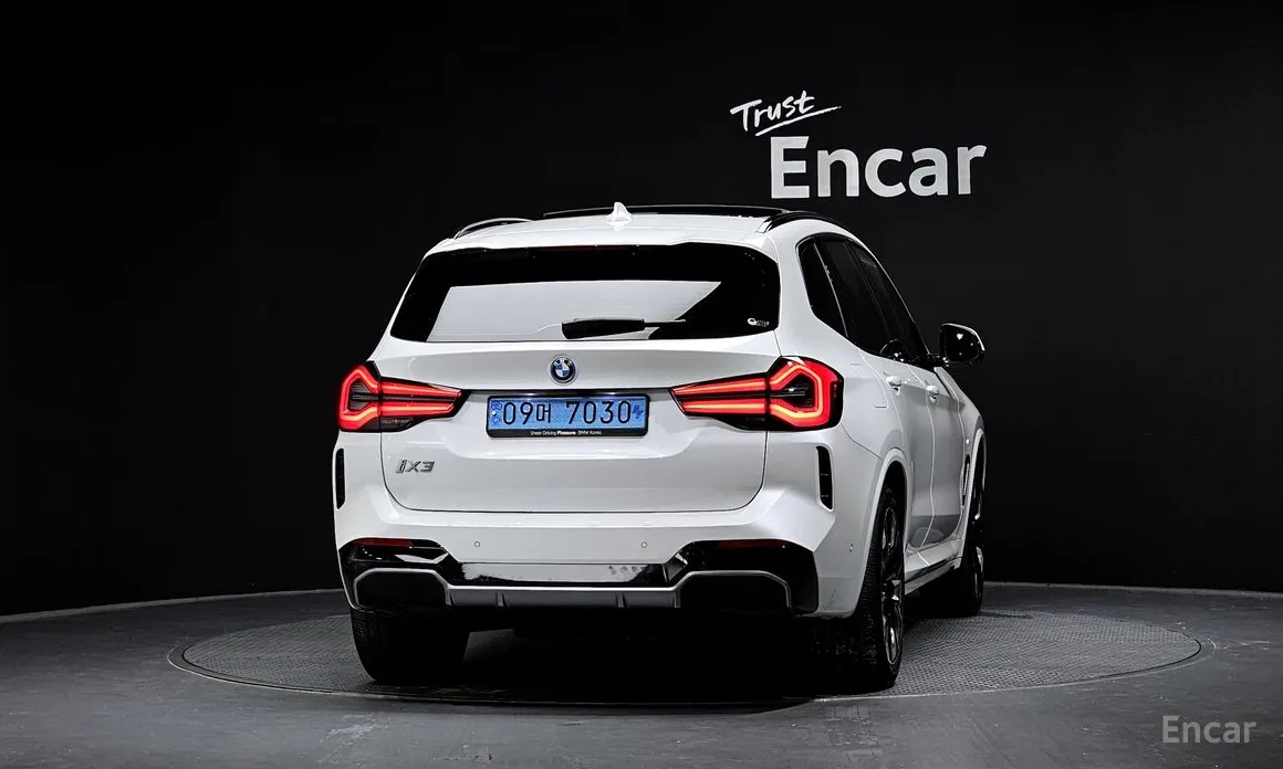 BMW iX3 2021 M Sports