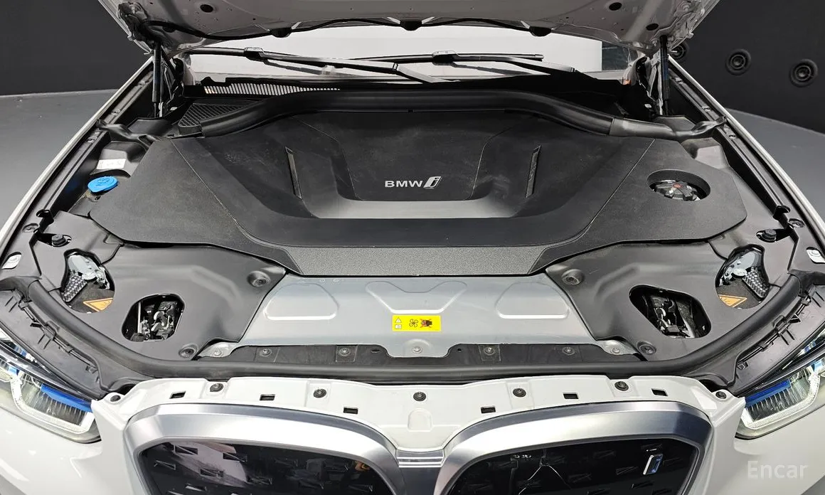 BMW iX3 2021 M Sports