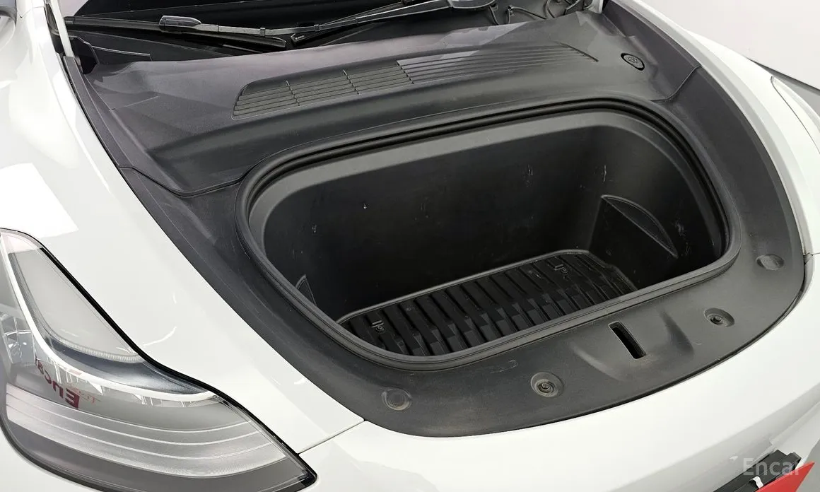 Tesla Model Y 2020 Standard Range