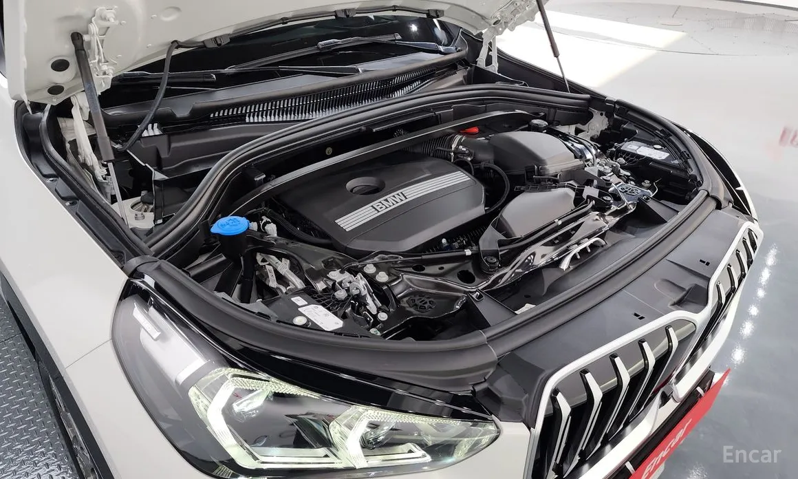 BMW X1 2023 xDrive 20i xLine