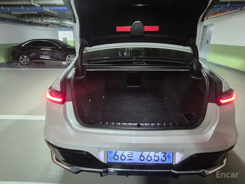 BMW i7 2022 eDrive 50 M Sport