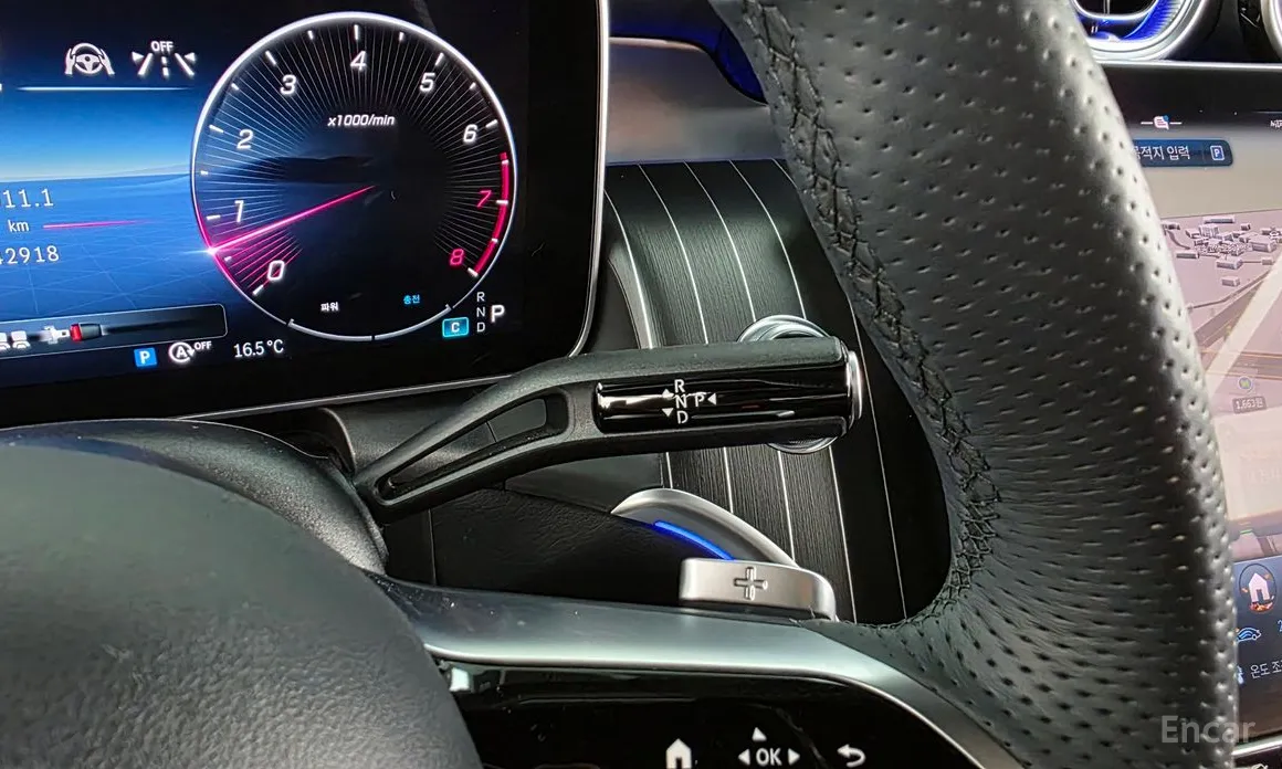 Mercedes-Benz GLC-Class 2023 GLC300 4MATIC AMG Line