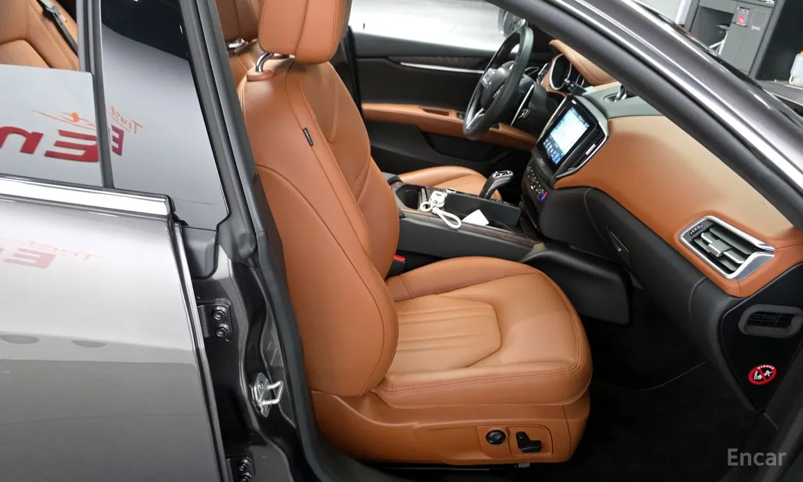 Maserati Ghibli 2013 3.0