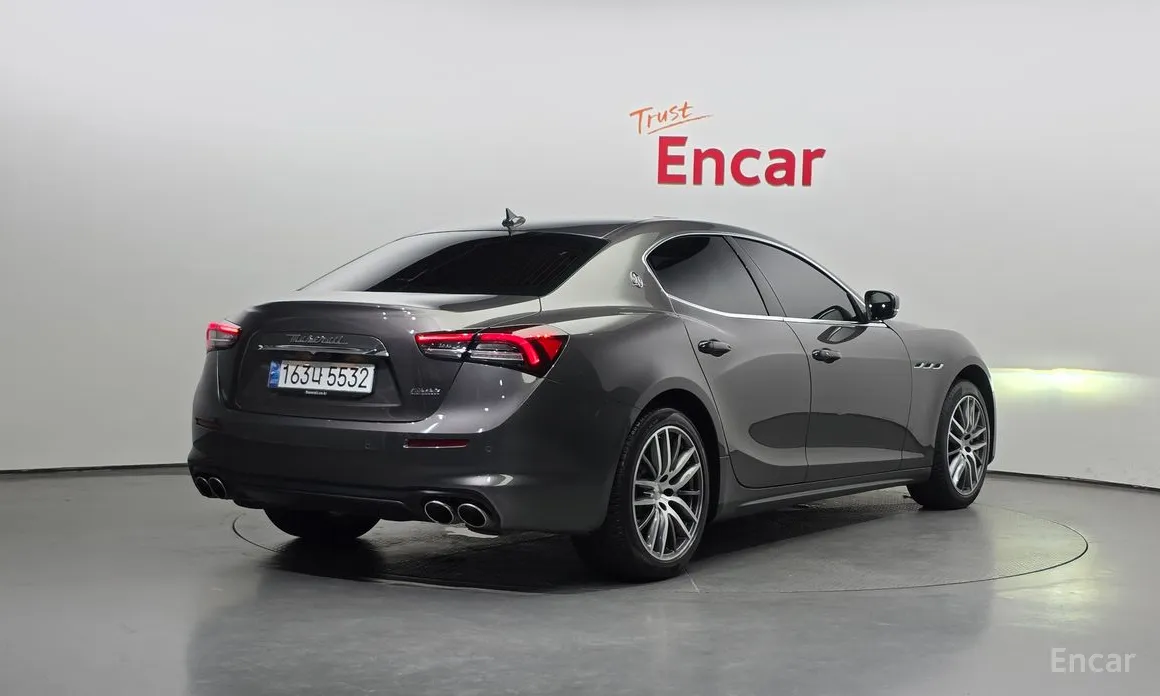 Maserati Ghibli 2013 3.0