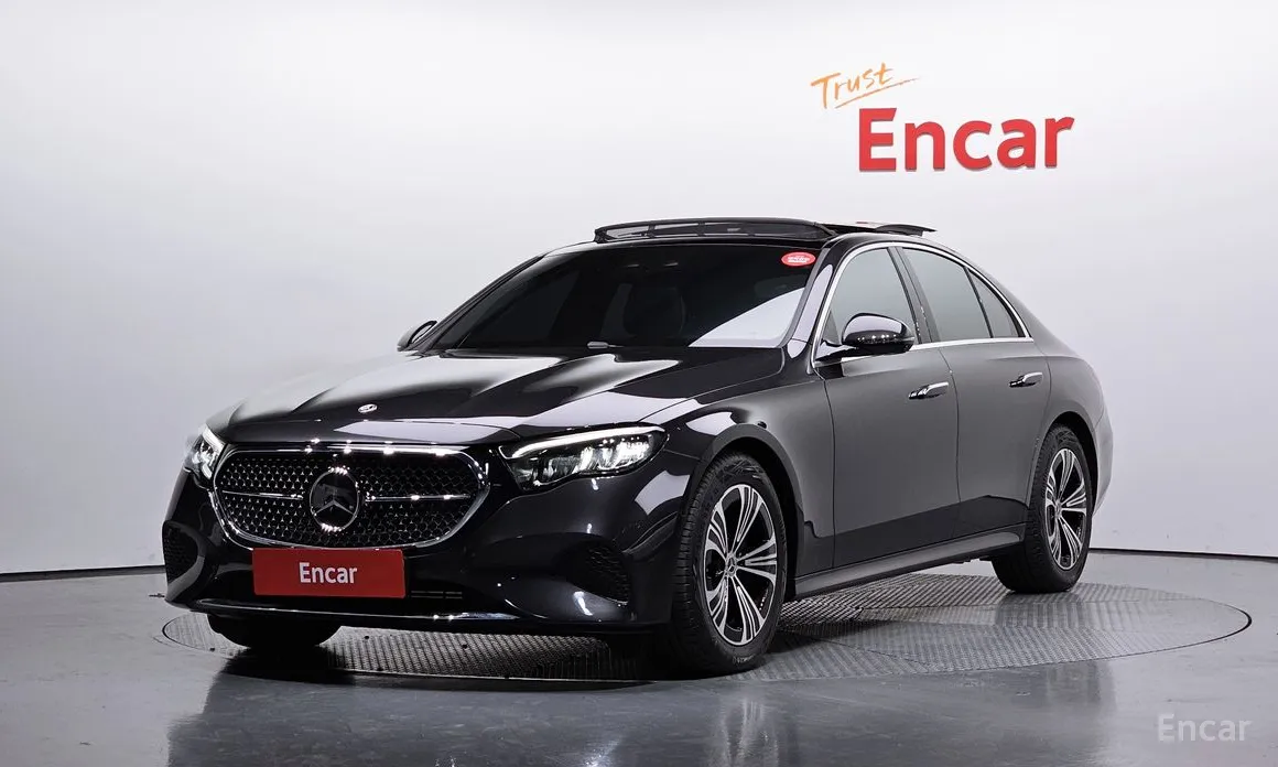 Mercedes-Benz E-Class 2024 E200 Avantgarde