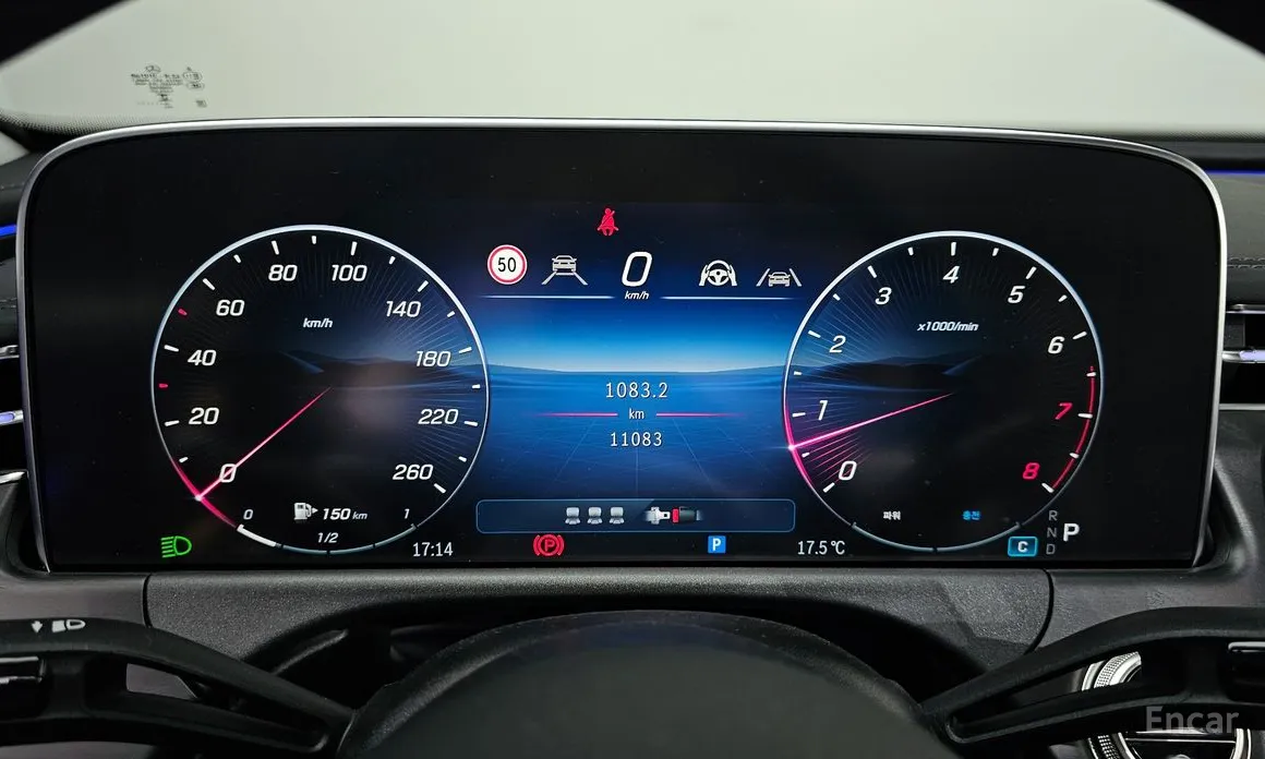 Mercedes-Benz E-Class 2024 E200 Avantgarde