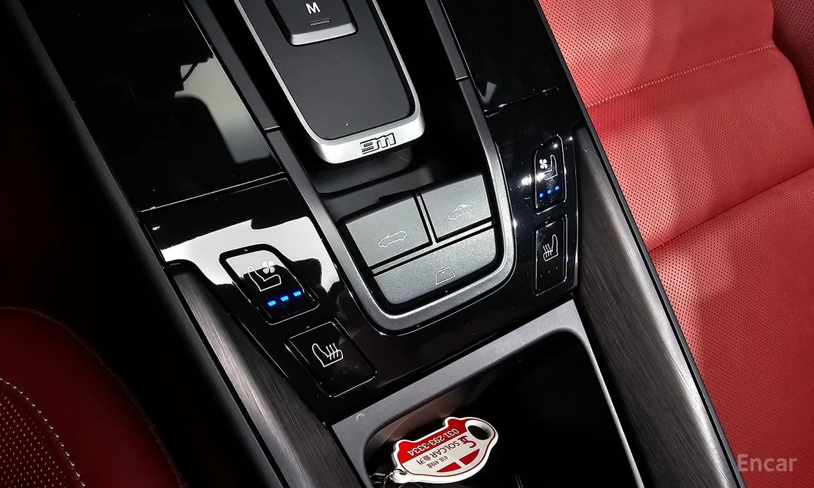 Porsche 911 2019 Carrera 4 GTS Cabriolet