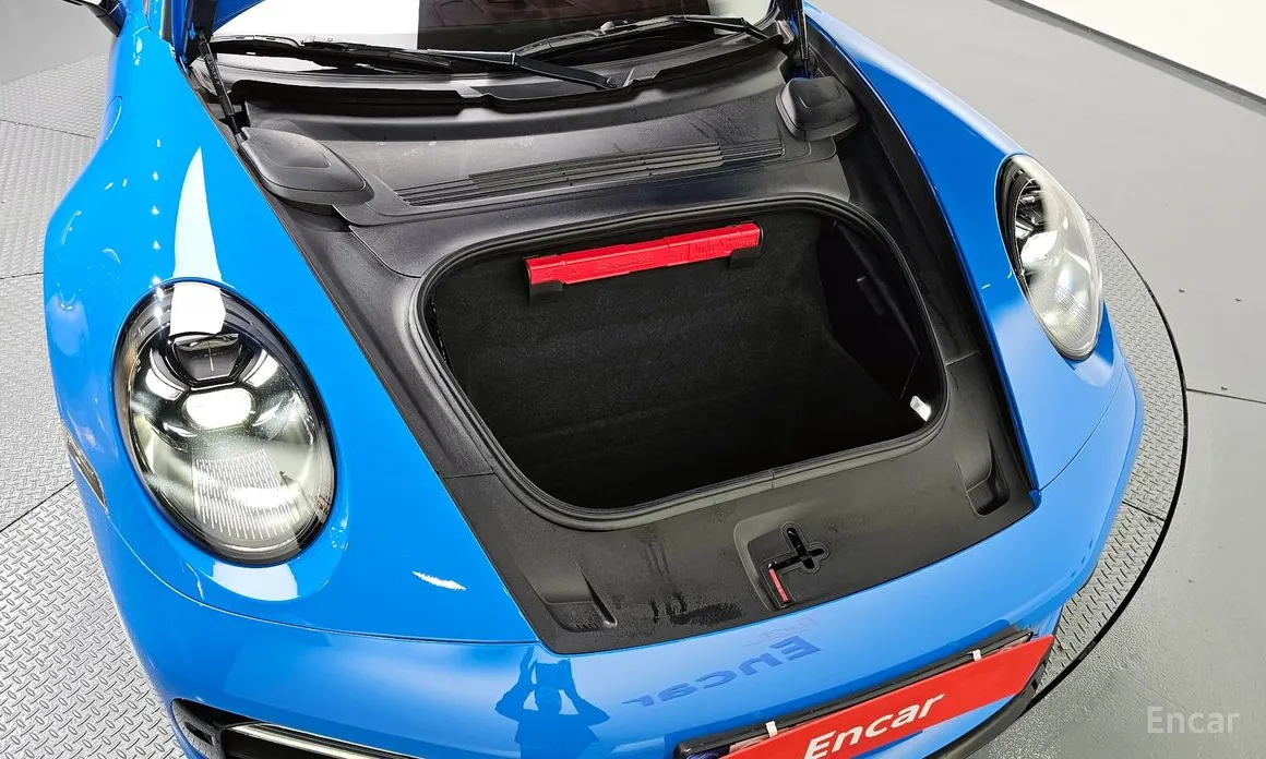 Porsche 911 2019 Carrera 4 GTS Cabriolet