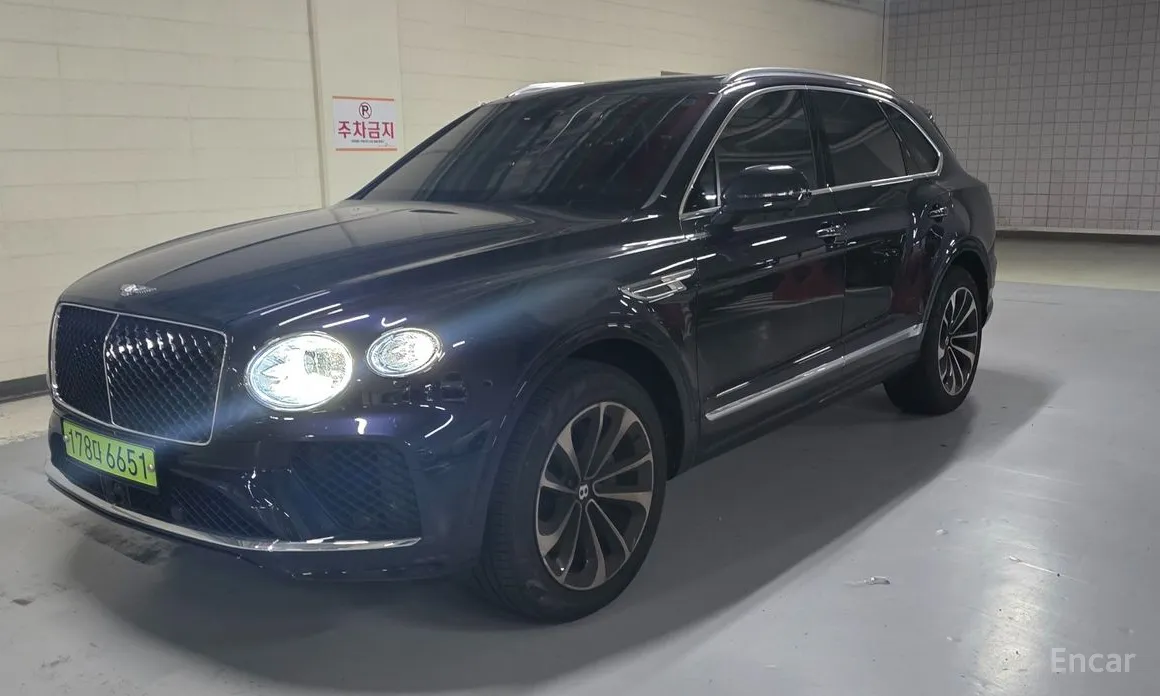 Bentley Bentayga 2016 4.0 V8 Base