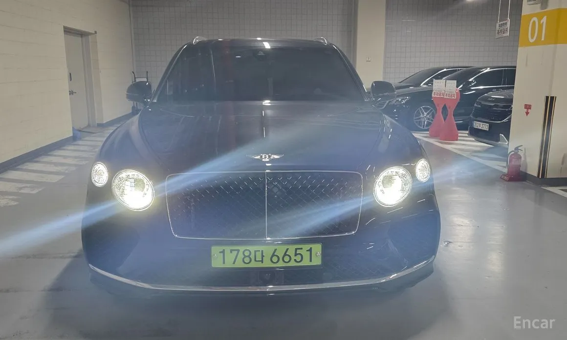 Bentley Bentayga 2016 4.0 V8 Base