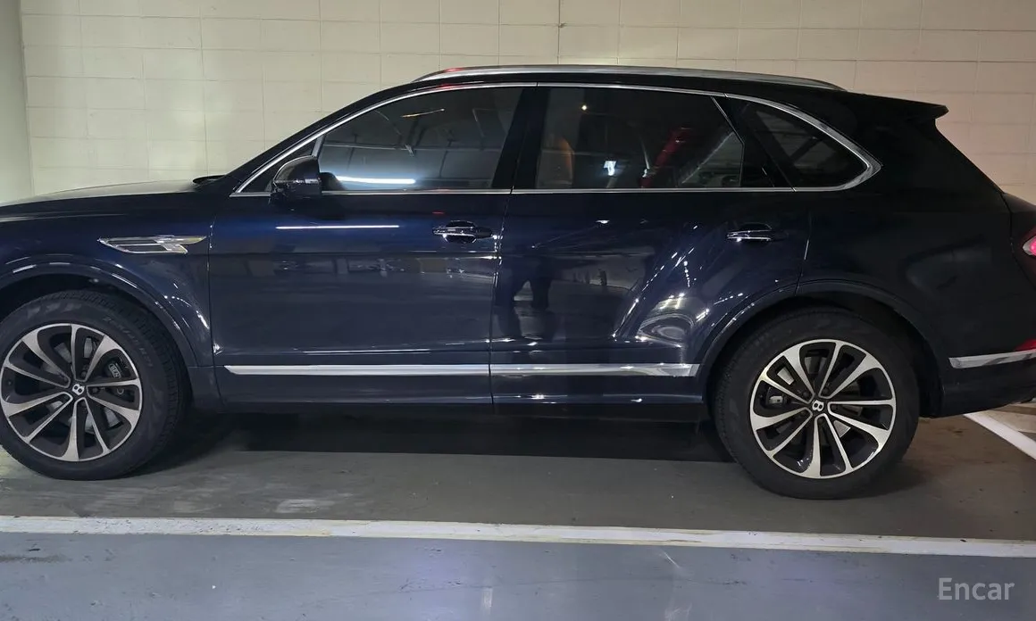 Bentley Bentayga 2016 4.0 V8 Base