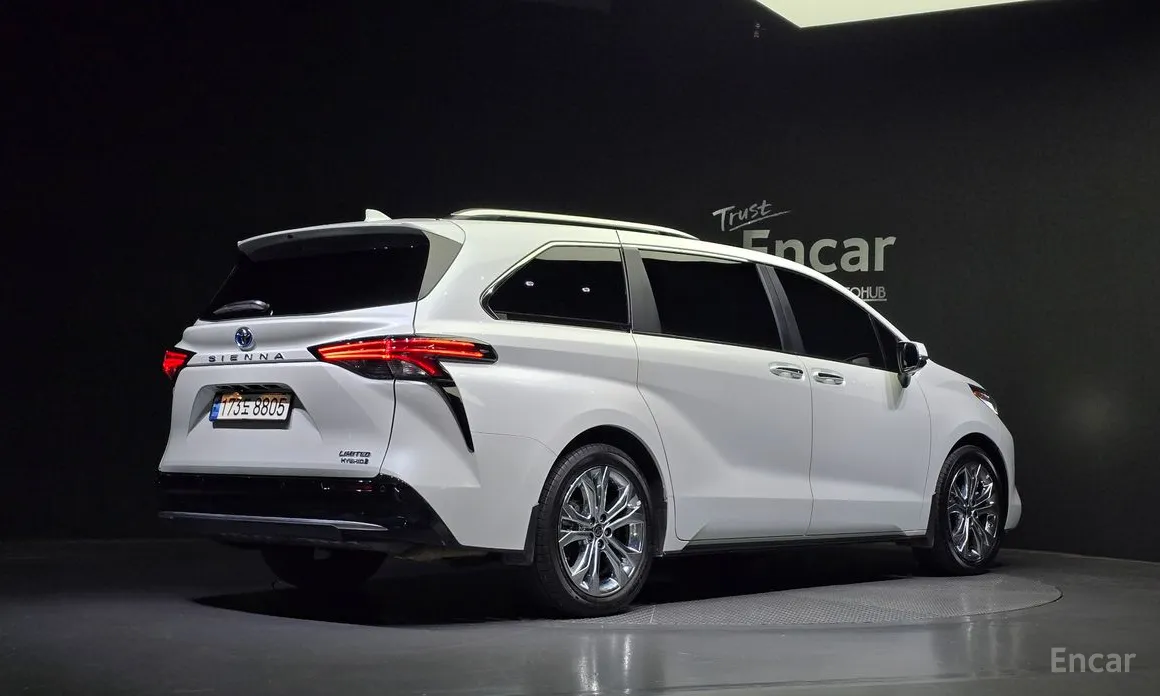 Toyota Sienna 2020 2.5 Hybrid 2WD