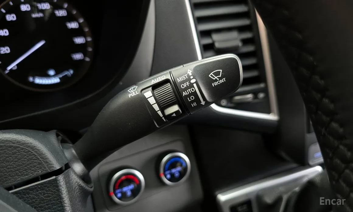 Hyundai Solati 2015 15-seater