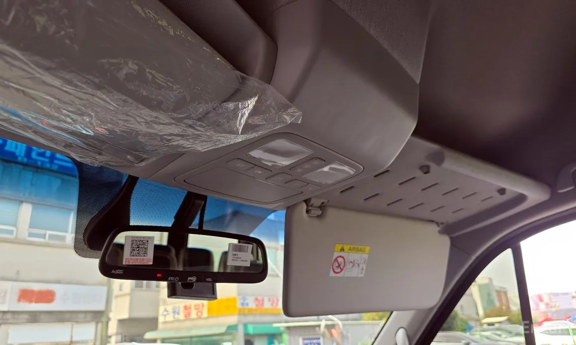 Hyundai Solati 2015 15-seater