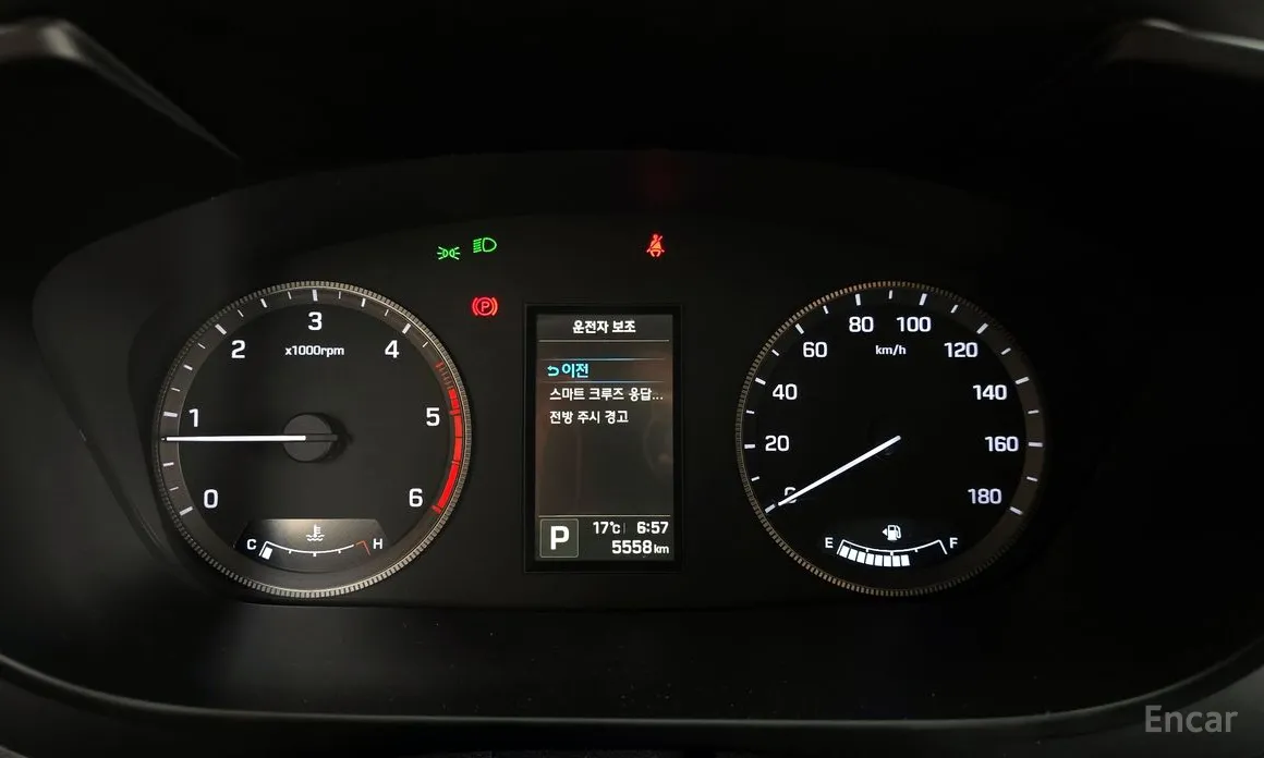 Hyundai Solati 2015 15-seater