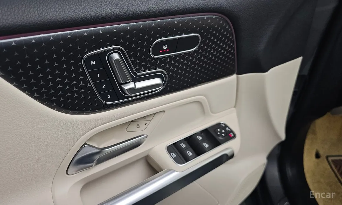 Mercedes-Benz EQB 2022 EQB300 4MATIC Progressive