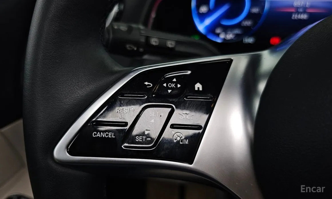 Mercedes-Benz EQB 2022 EQB300 4MATIC Progressive