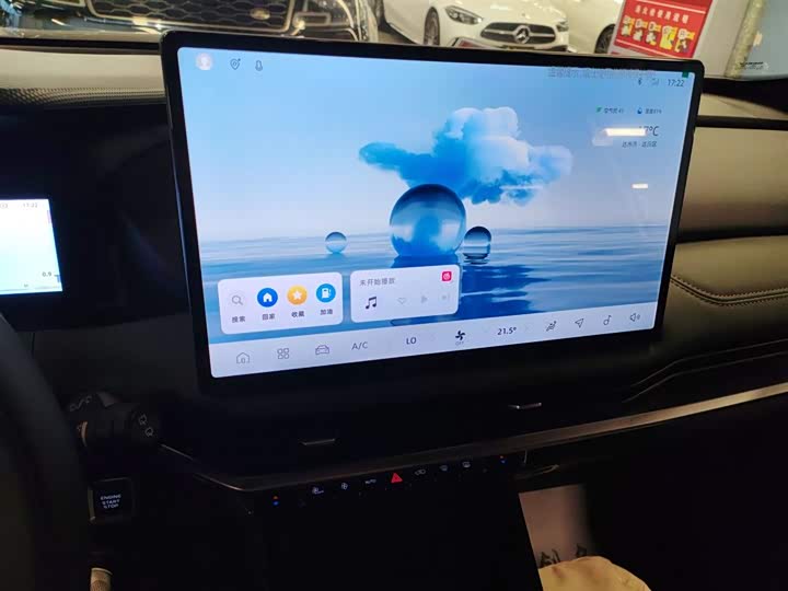 Geely Okavango L 2024 2024款 2.0T DCT尊贵型