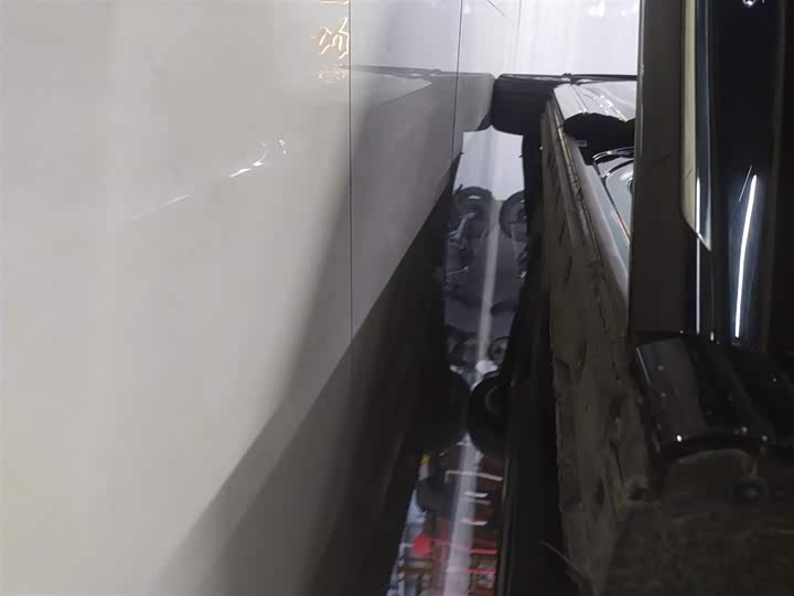 Hongqi HQ9 2023 2023款 2.0T 智联旗享版