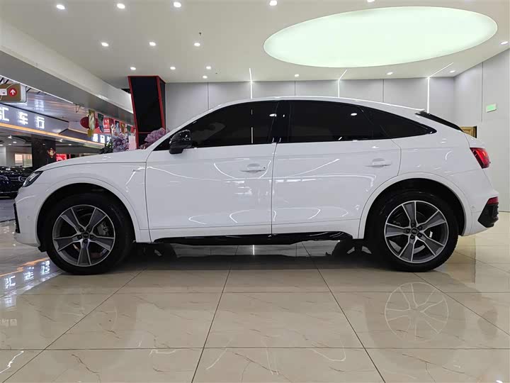 Audi Q5L Sportback 2022 2022款 40 TFSI 豪华型