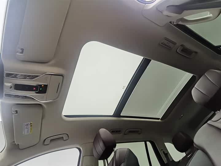 Hongqi HS7 2023 2023款 2.0T 自动四驱旗领版 六座