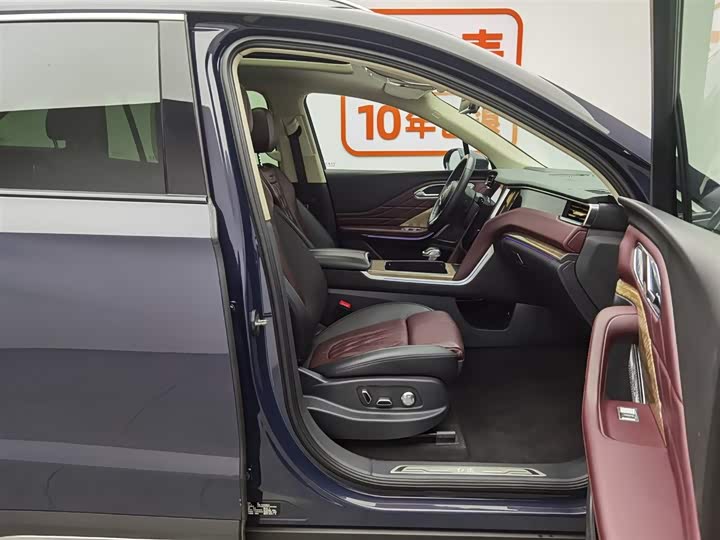 Hongqi HS7 2023 2023款 2.0T 自动四驱旗领版 六座