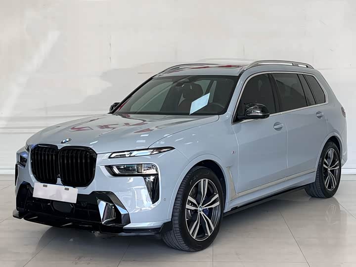 BMW X7 2023 2023款 xDrive40i 尊享型M运动套装