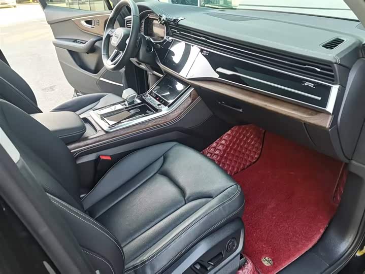 Audi Q7 2025 2025款 55 TFSI quattro S line运动型