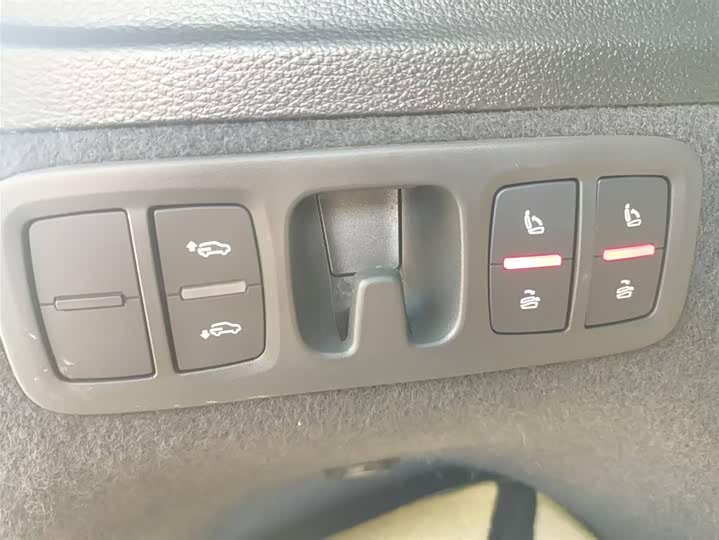 Audi Q7 2025 2025款 55 TFSI quattro S line运动型