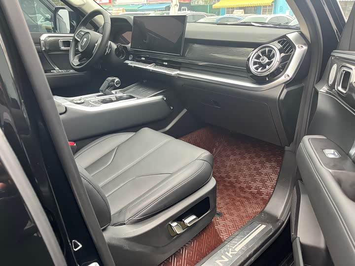 Tank 400 2025 2025款 2.0T 汽油版