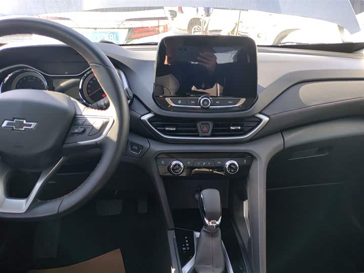 Chevrolet Orlando 2020 2020款 轻混 Redline 530T 自动纵享版（5+2款）