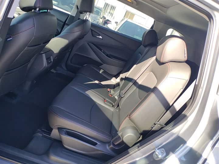 Chevrolet Orlando 2020 2020款 轻混 Redline 530T 自动纵享版（5+2款）