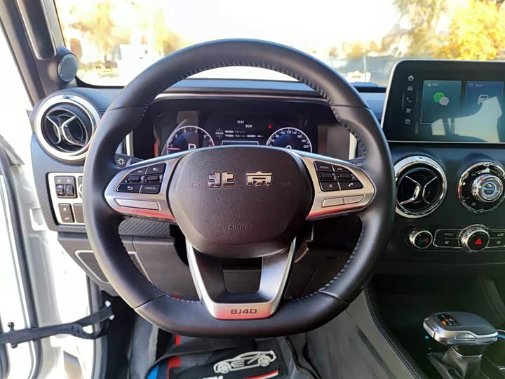 BAIC Beijing BJ40 2024 2024款 2.0T 城市猎人荣耀版