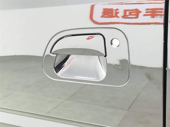 Dongfeng Forthing Lingzhi M5 2023 2023款 M5 1.6L 实用型 5座