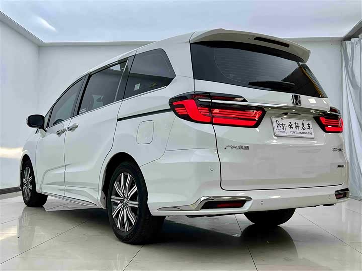 Honda Odyssey 2024 2024款 2.0L e:HEV 锐·领享版
