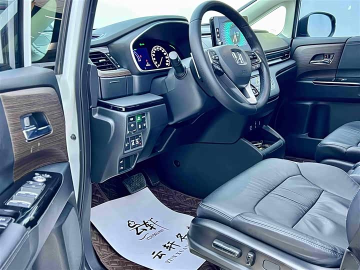 Honda Odyssey 2024 2024款 2.0L e:HEV 锐·领享版