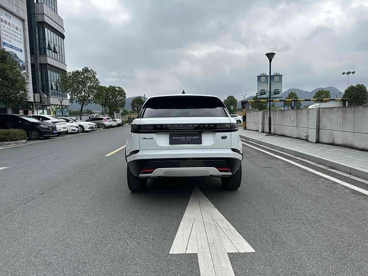 2025 Land Rover Range Rover Velar