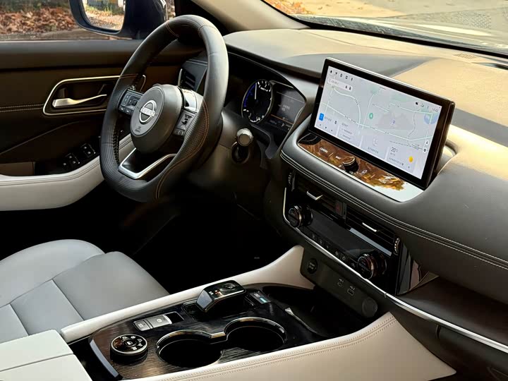 Nissan X-Trail 2023 2023款 e-POWER 超混双电机四驱豪华版