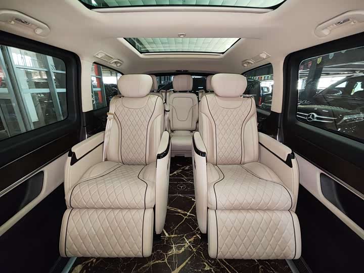 Mercedes-Benz V-Class 2022 2022款 V 260 领航版