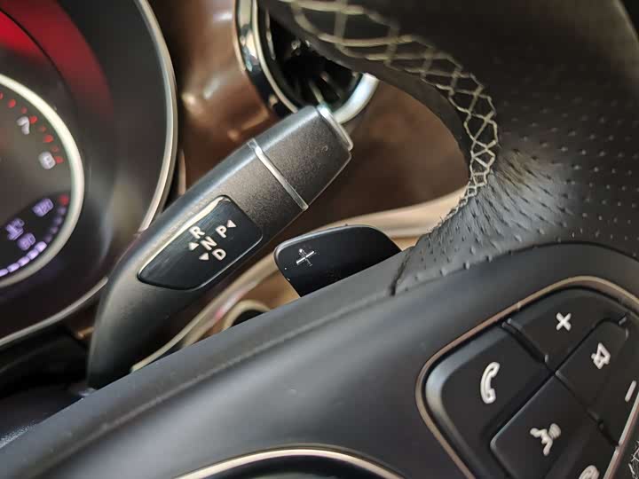 Mercedes-Benz V-Class 2022 2022款 V 260 领航版