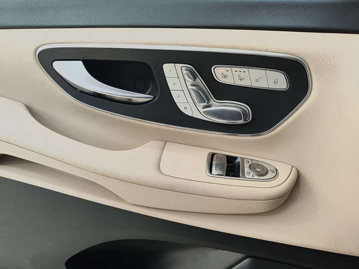 Mercedes-Benz V-Class 2022 2022款 V 260 领航版