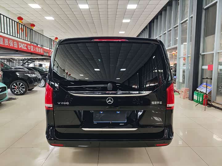 Mercedes-Benz V-Class 2022 2022款 V 260 领航版